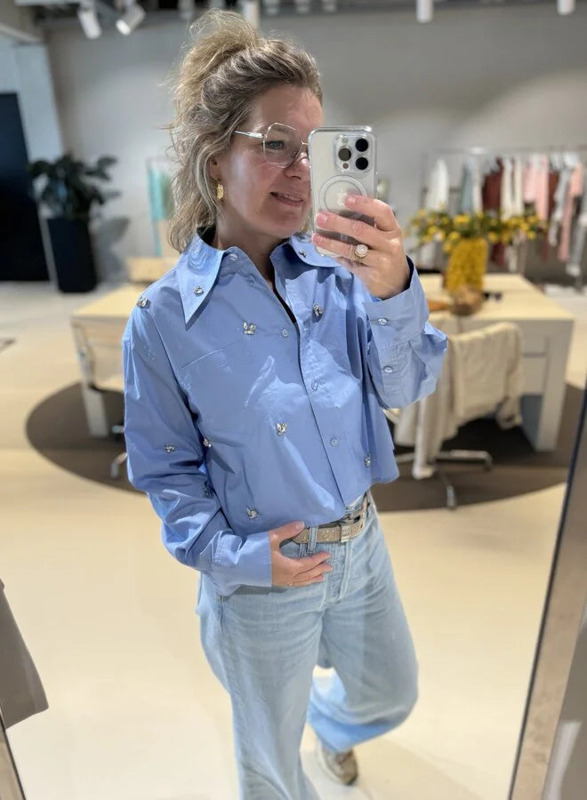 Jasnoniebieska bluzka